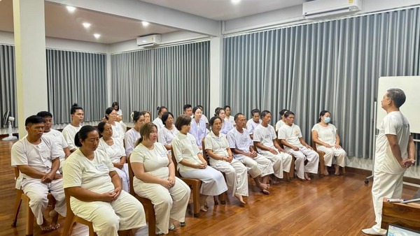 การฟังธรรม